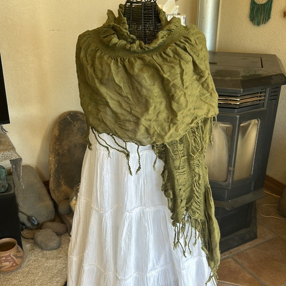 Frenchi Olive Green Scarf Wrap - Picture 3 of 5